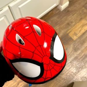 Toddler Spiderman helmet. Ages 2-4. Great condition. Never used. Selling for $5